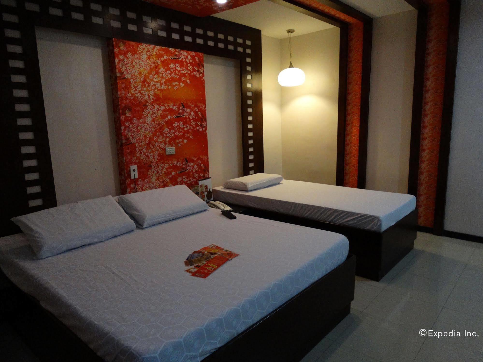 Hotel Sogo Buendia Pasay Exterior foto